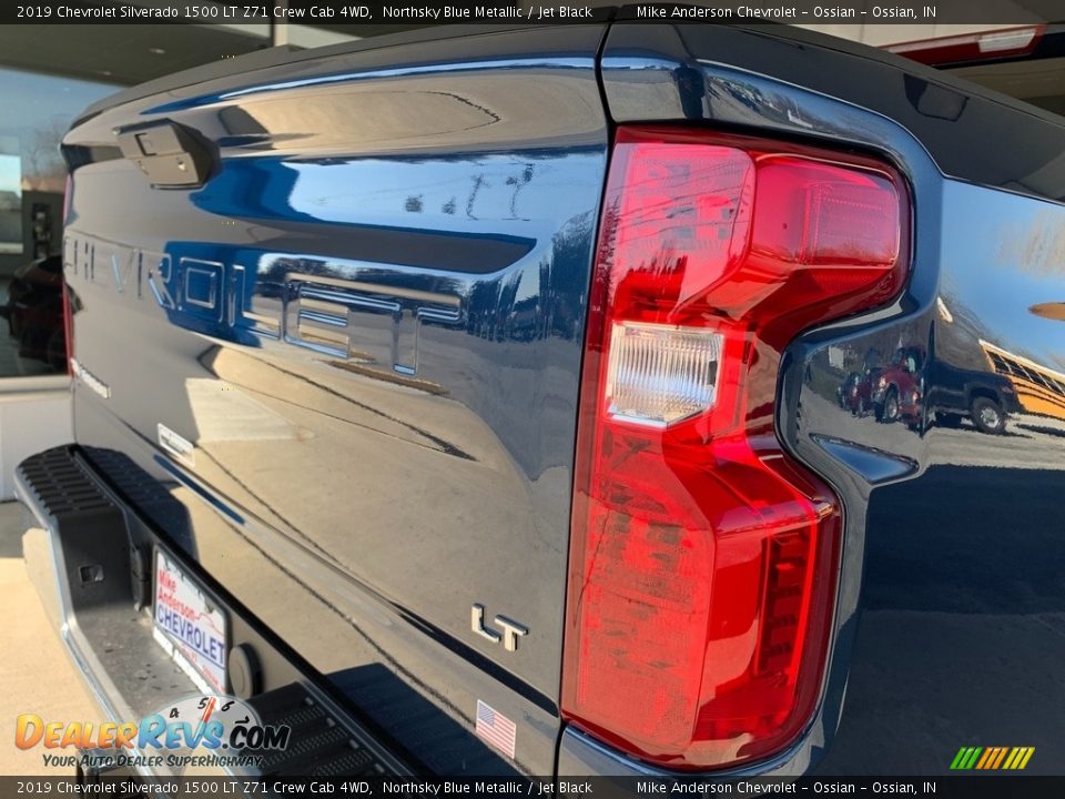 2019 Chevrolet Silverado 1500 LT Z71 Crew Cab 4WD Northsky Blue Metallic / Jet Black Photo #9