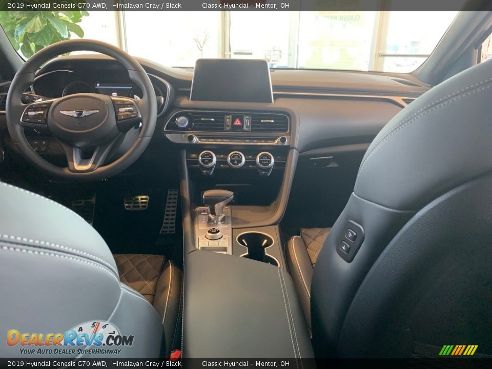 Dashboard of 2019 Hyundai Genesis G70 AWD Photo #3