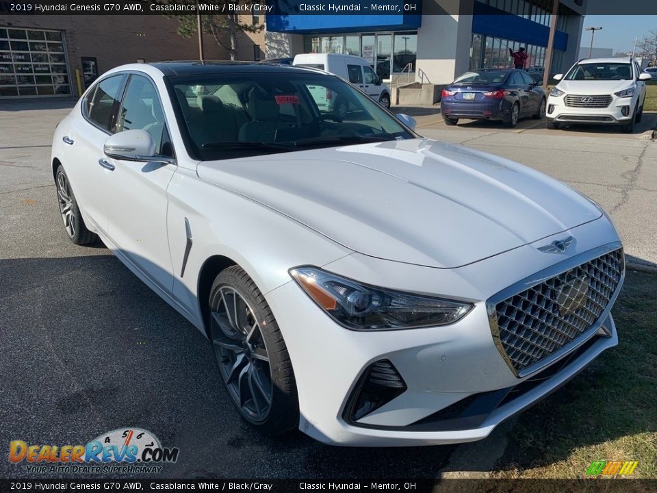 Front 3/4 View of 2019 Hyundai Genesis G70 AWD Photo #1