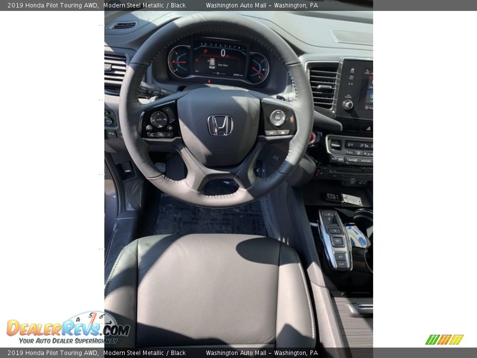 2019 Honda Pilot Touring AWD Modern Steel Metallic / Black Photo #11