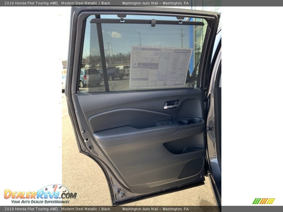 2019 Honda Pilot Touring AWD Modern Steel Metallic / Black Photo #16