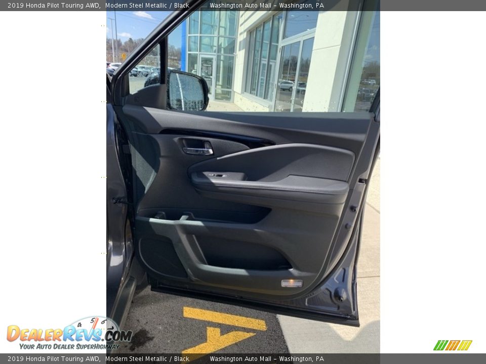 2019 Honda Pilot Touring AWD Modern Steel Metallic / Black Photo #32