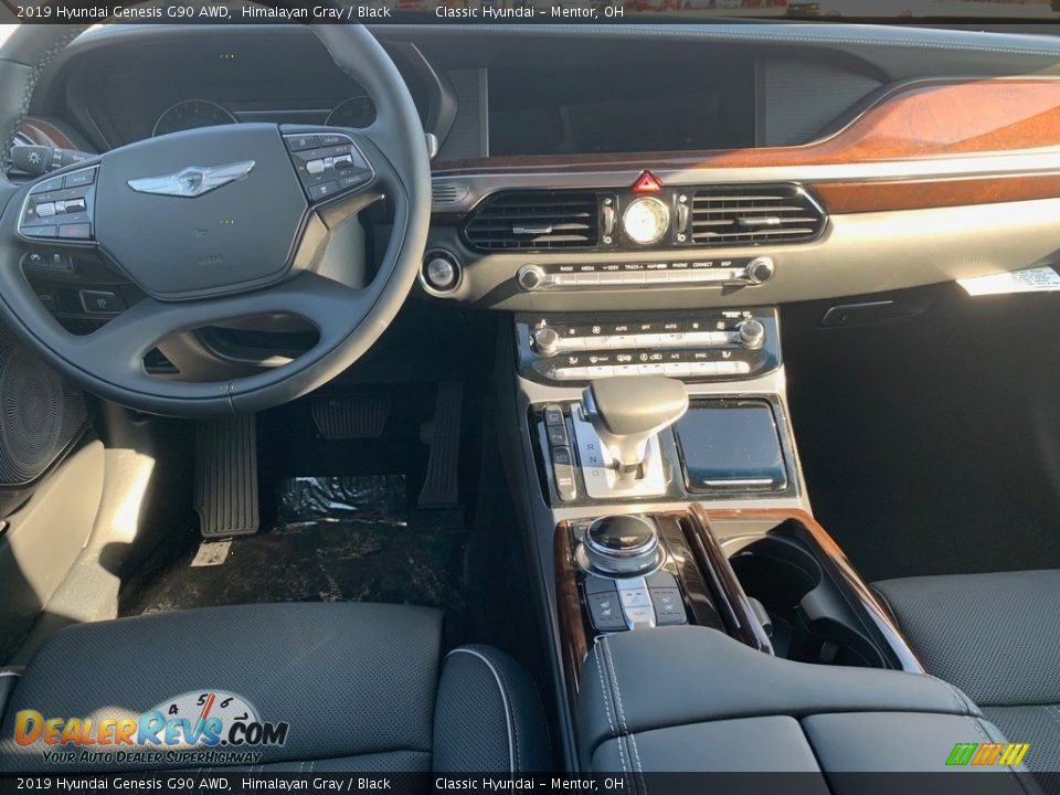 Controls of 2019 Hyundai Genesis G90 AWD Photo #5