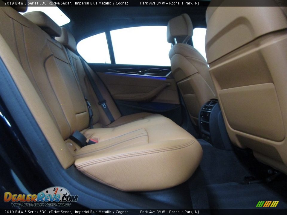 2019 BMW 5 Series 530i xDrive Sedan Imperial Blue Metallic / Cognac Photo #17
