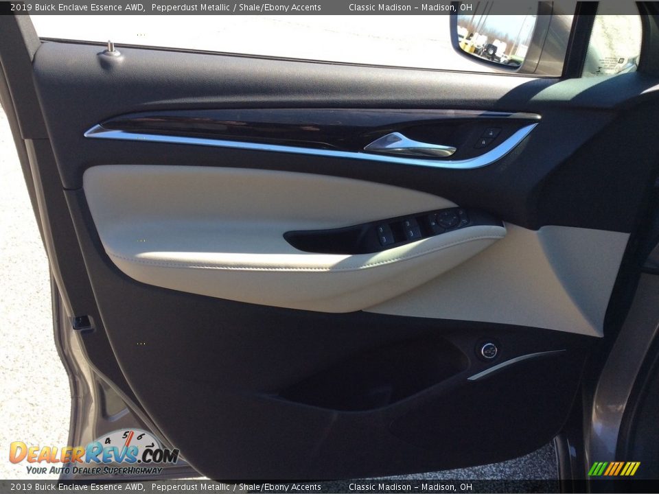 2019 Buick Enclave Essence AWD Pepperdust Metallic / Shale/Ebony Accents Photo #8
