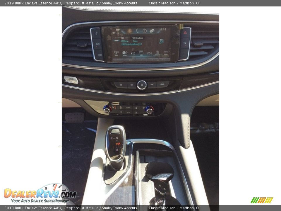 2019 Buick Enclave Essence AWD Pepperdust Metallic / Shale/Ebony Accents Photo #13