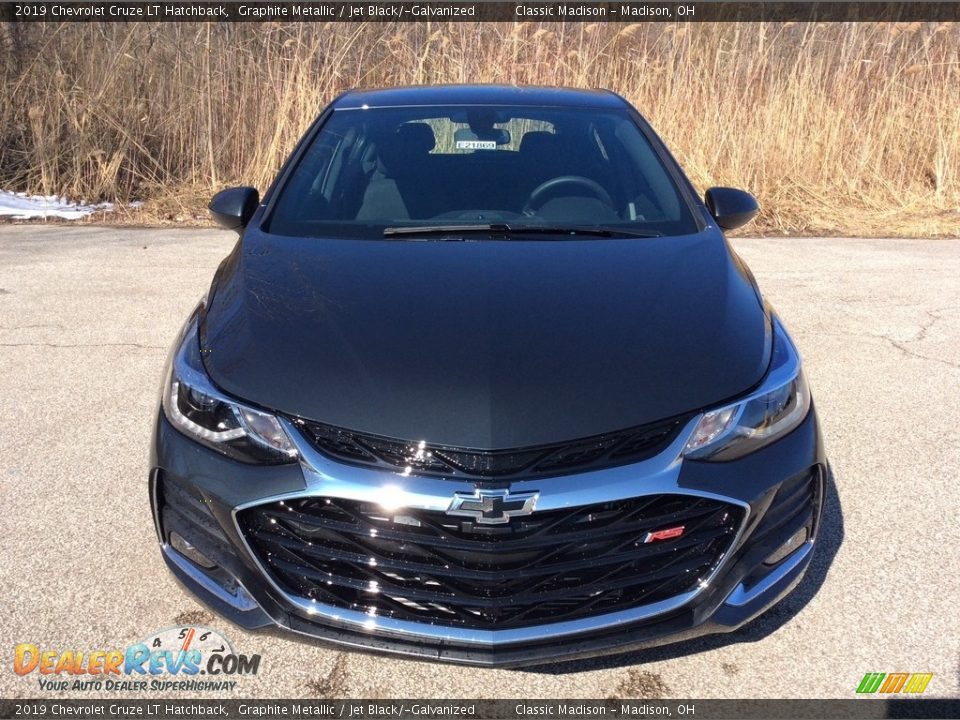 2019 Chevrolet Cruze LT Hatchback Graphite Metallic / Jet Black/­Galvanized Photo #2