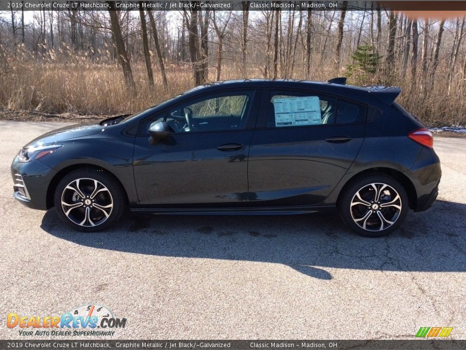 2019 Chevrolet Cruze LT Hatchback Graphite Metallic / Jet Black/­Galvanized Photo #3