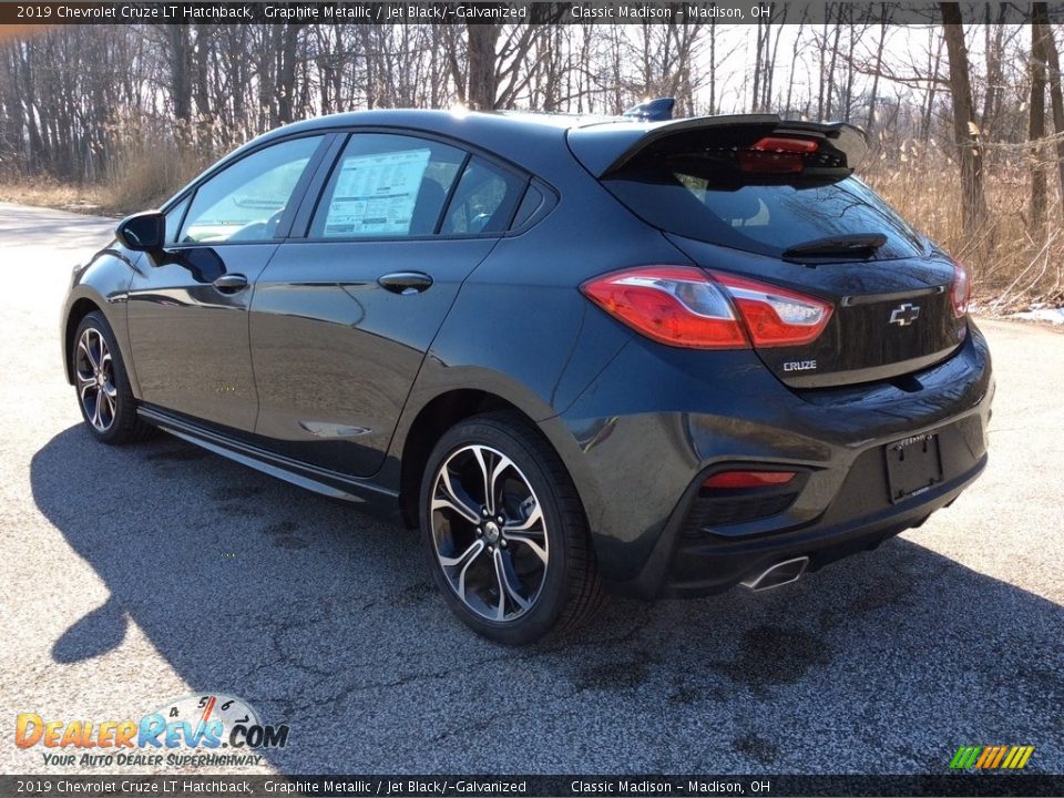 2019 Chevrolet Cruze LT Hatchback Graphite Metallic / Jet Black/­Galvanized Photo #4