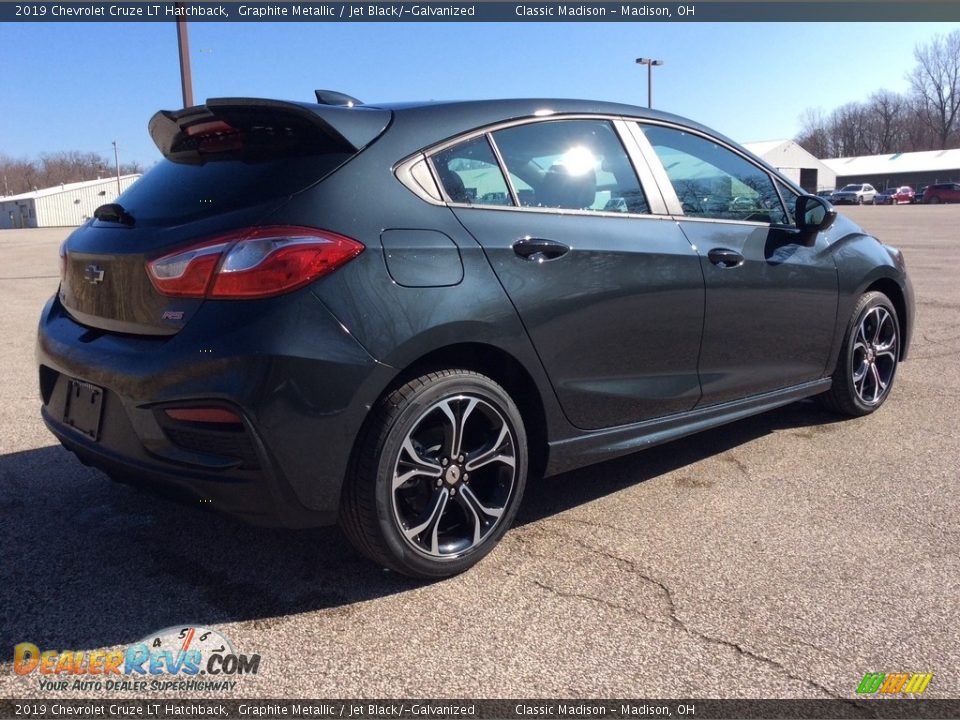 2019 Chevrolet Cruze LT Hatchback Graphite Metallic / Jet Black/­Galvanized Photo #6