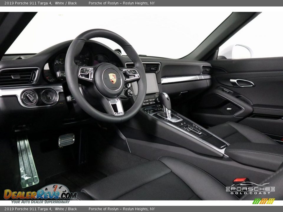 2019 Porsche 911 Targa 4 White / Black Photo #13