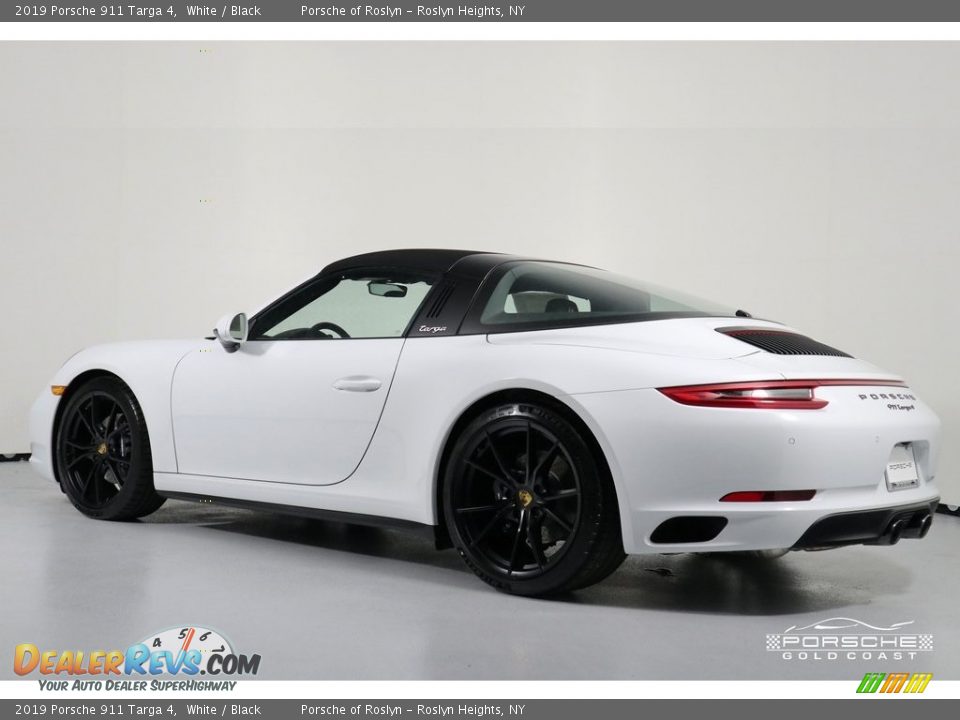 2019 Porsche 911 Targa 4 White / Black Photo #26