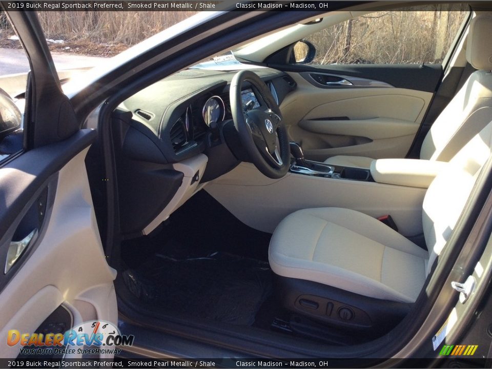 2019 Buick Regal Sportback Preferred Smoked Pearl Metallic / Shale Photo #9