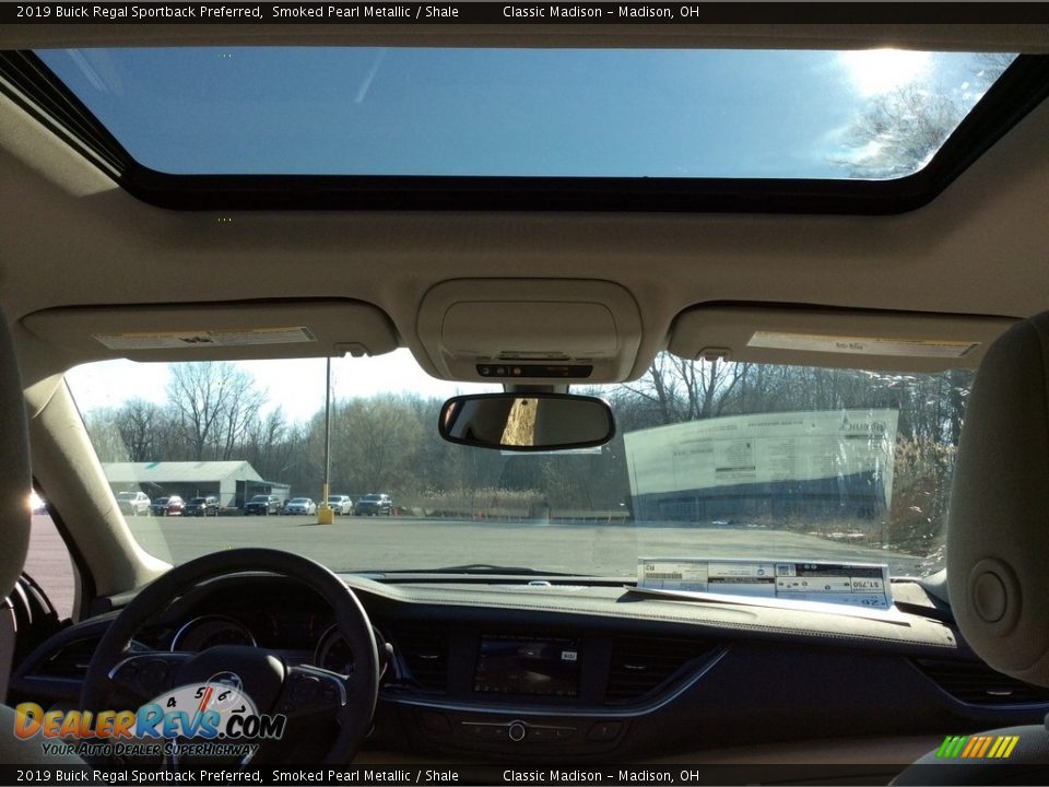 2019 Buick Regal Sportback Preferred Smoked Pearl Metallic / Shale Photo #11