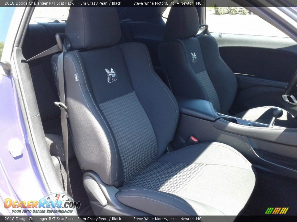 2018 Dodge Challenger R/T Scat Pack Plum Crazy Pearl / Black Photo #14