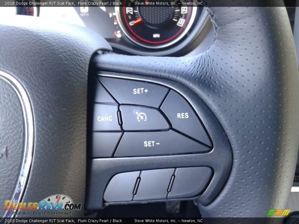 2018 Dodge Challenger R/T Scat Pack Steering Wheel Photo #17