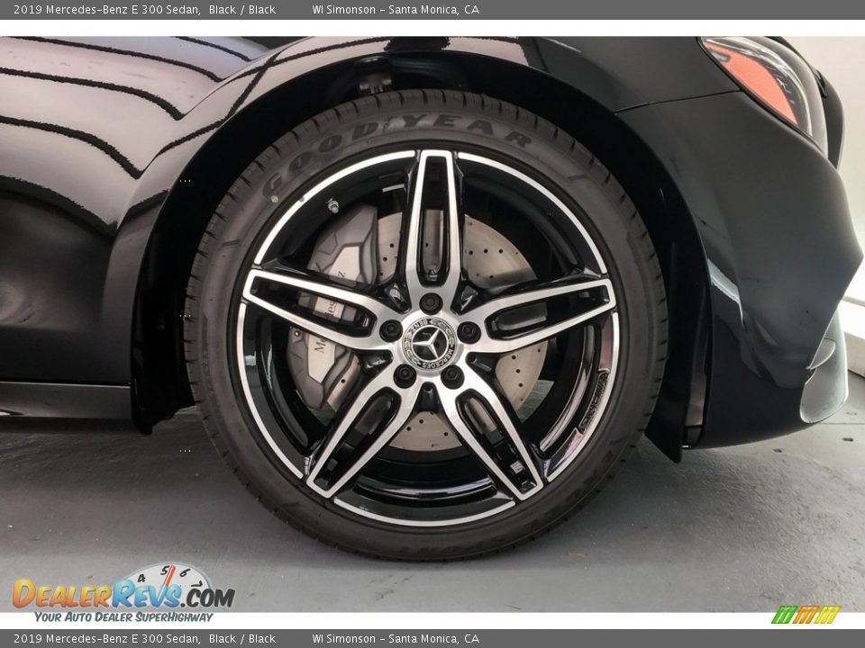 2019 Mercedes-Benz E 300 Sedan Black / Black Photo #9