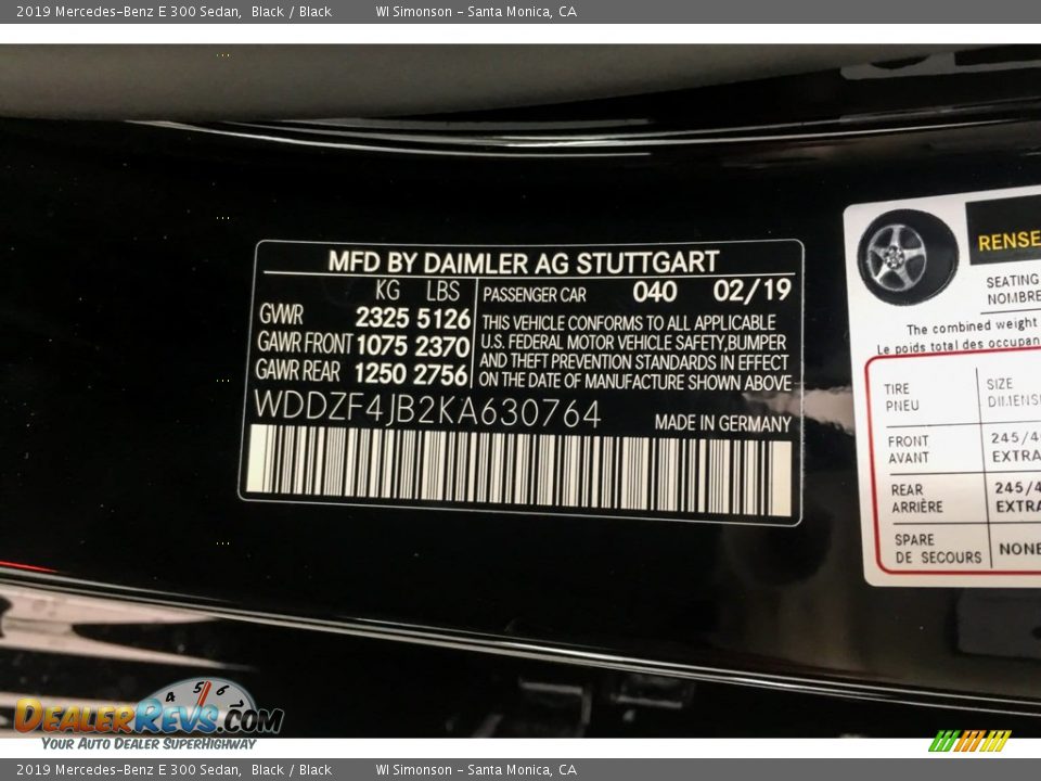 2019 Mercedes-Benz E 300 Sedan Black / Black Photo #11