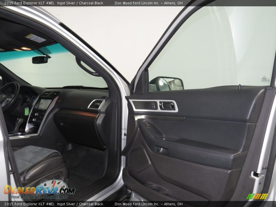 2015 Ford Explorer XLT 4WD Ingot Silver / Charcoal Black Photo #33