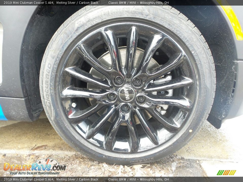 2019 Mini Clubman Cooper S All4 Melting Silver / Carbon Black Photo #2