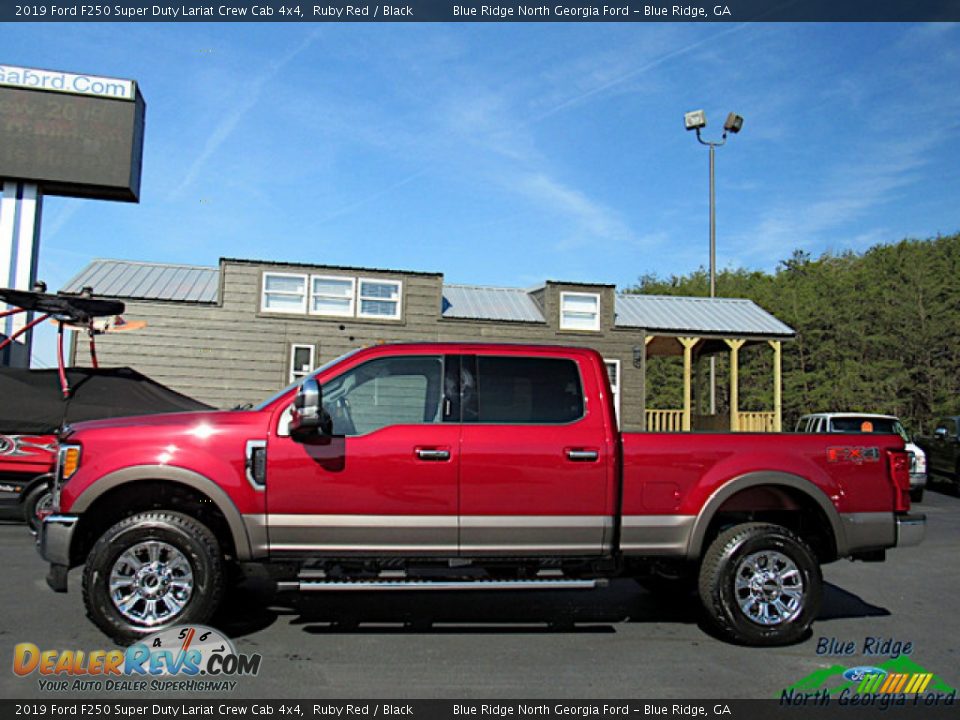 2019 Ford F250 Super Duty Lariat Crew Cab 4x4 Ruby Red / Black Photo #2