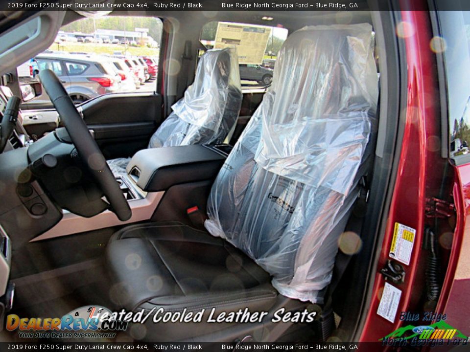 2019 Ford F250 Super Duty Lariat Crew Cab 4x4 Ruby Red / Black Photo #10