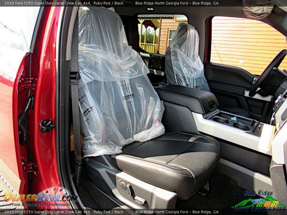 2019 Ford F250 Super Duty Lariat Crew Cab 4x4 Ruby Red / Black Photo #34