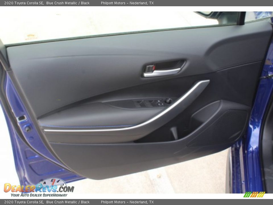 Door Panel of 2020 Toyota Corolla SE Photo #9