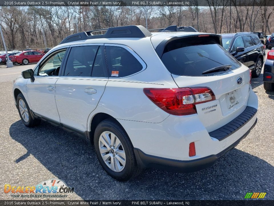 2016 Subaru Outback 2.5i Premium Crystal White Pearl / Warm Ivory Photo #2