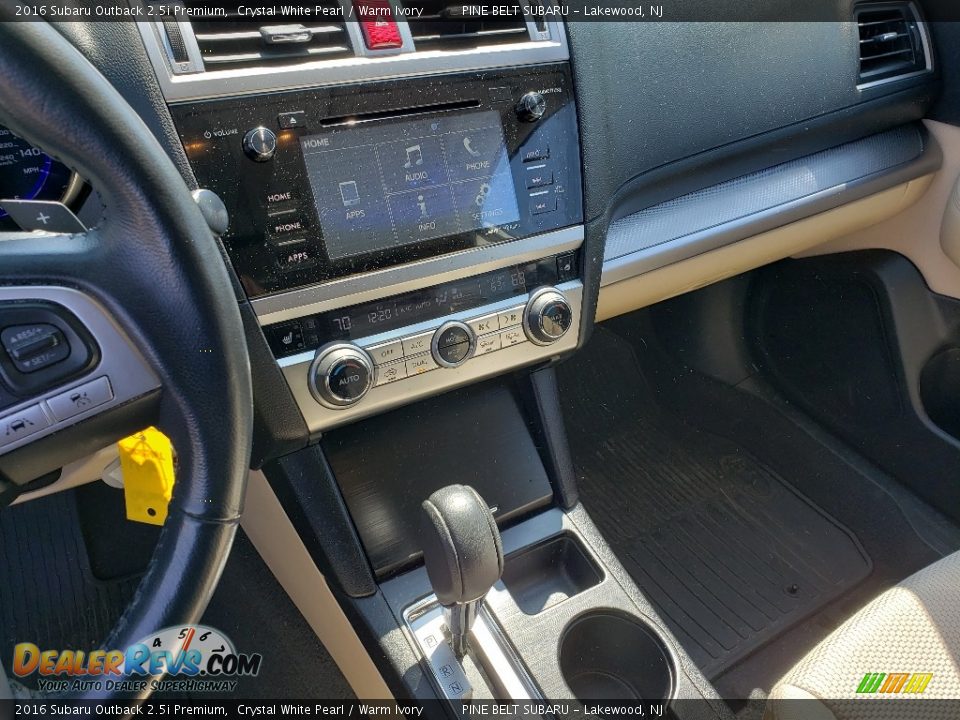2016 Subaru Outback 2.5i Premium Crystal White Pearl / Warm Ivory Photo #4