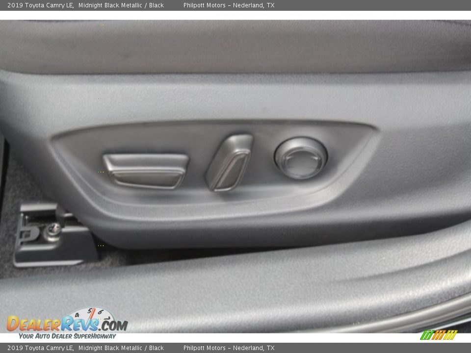 2019 Toyota Camry LE Midnight Black Metallic / Black Photo #11