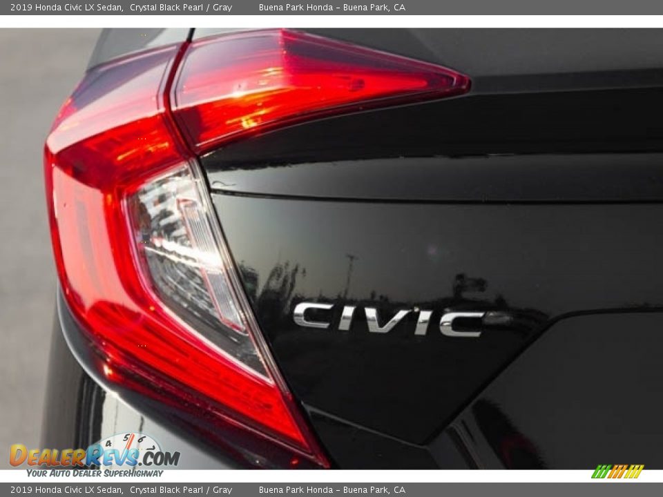 2019 Honda Civic LX Sedan Crystal Black Pearl / Gray Photo #7