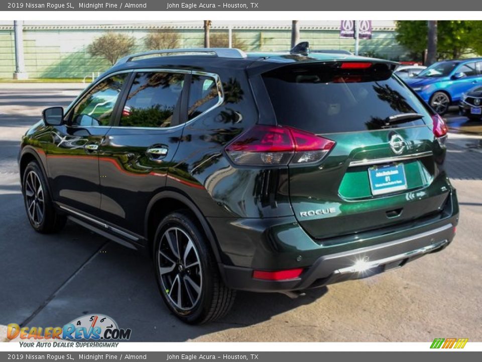 2019 Nissan Rogue SL Midnight Pine / Almond Photo #5