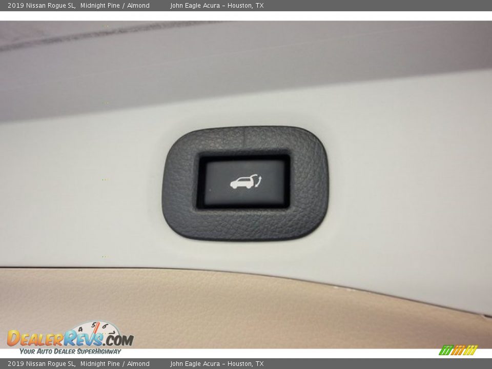 2019 Nissan Rogue SL Midnight Pine / Almond Photo #24