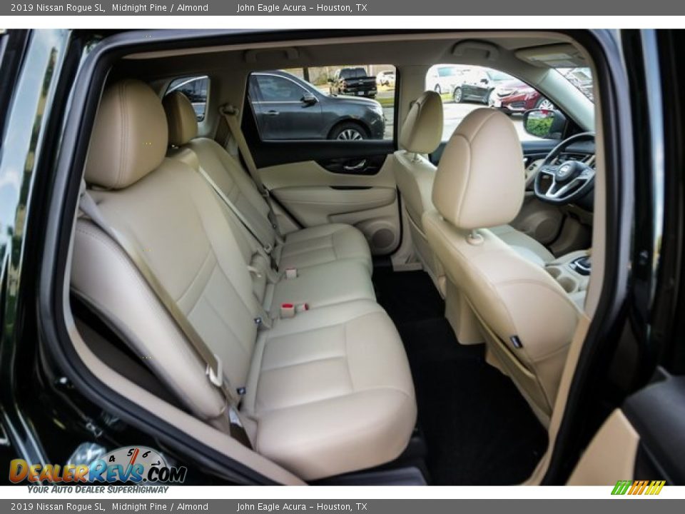 2019 Nissan Rogue SL Midnight Pine / Almond Photo #26