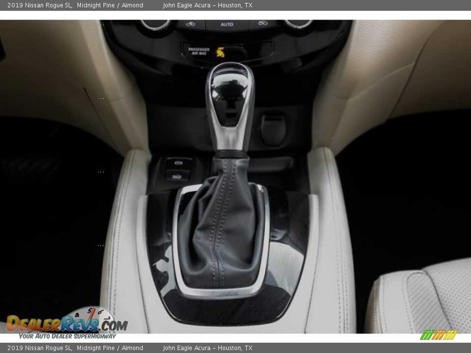 2019 Nissan Rogue SL Midnight Pine / Almond Photo #34