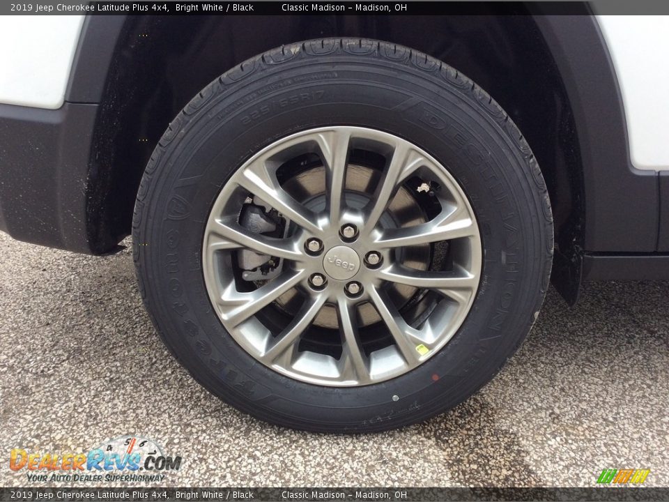 2019 Jeep Cherokee Latitude Plus 4x4 Bright White / Black Photo #7
