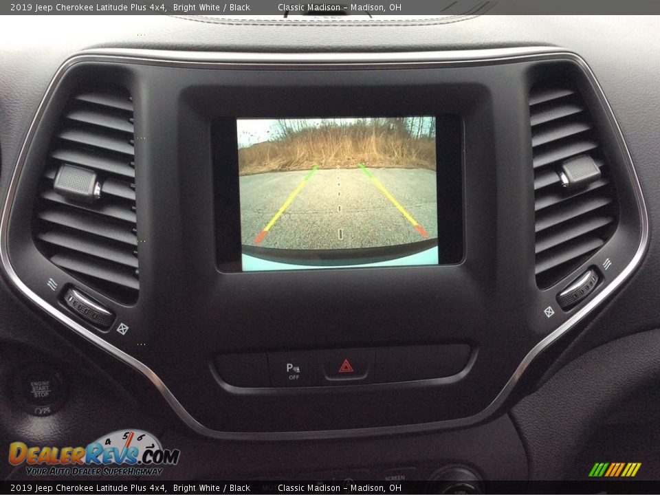 2019 Jeep Cherokee Latitude Plus 4x4 Bright White / Black Photo #15