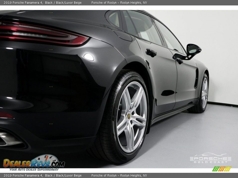 2019 Porsche Panamera 4 Black / Black/Luxor Beige Photo #10