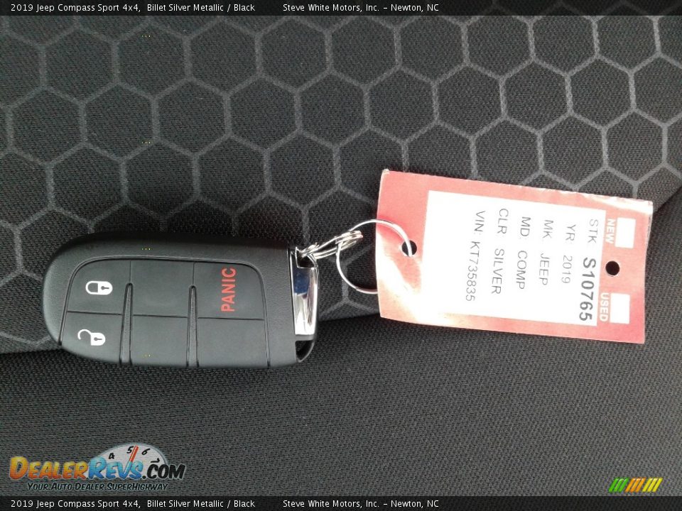 Keys of 2019 Jeep Compass Sport 4x4 Photo #29