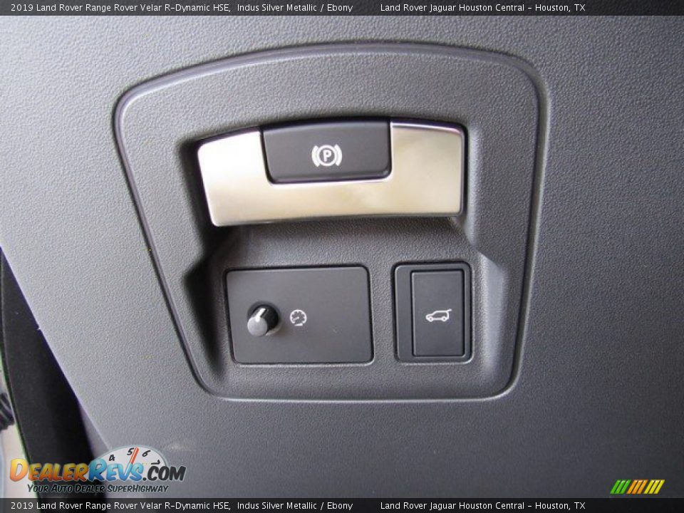 2019 Land Rover Range Rover Velar R-Dynamic HSE Indus Silver Metallic / Ebony Photo #26