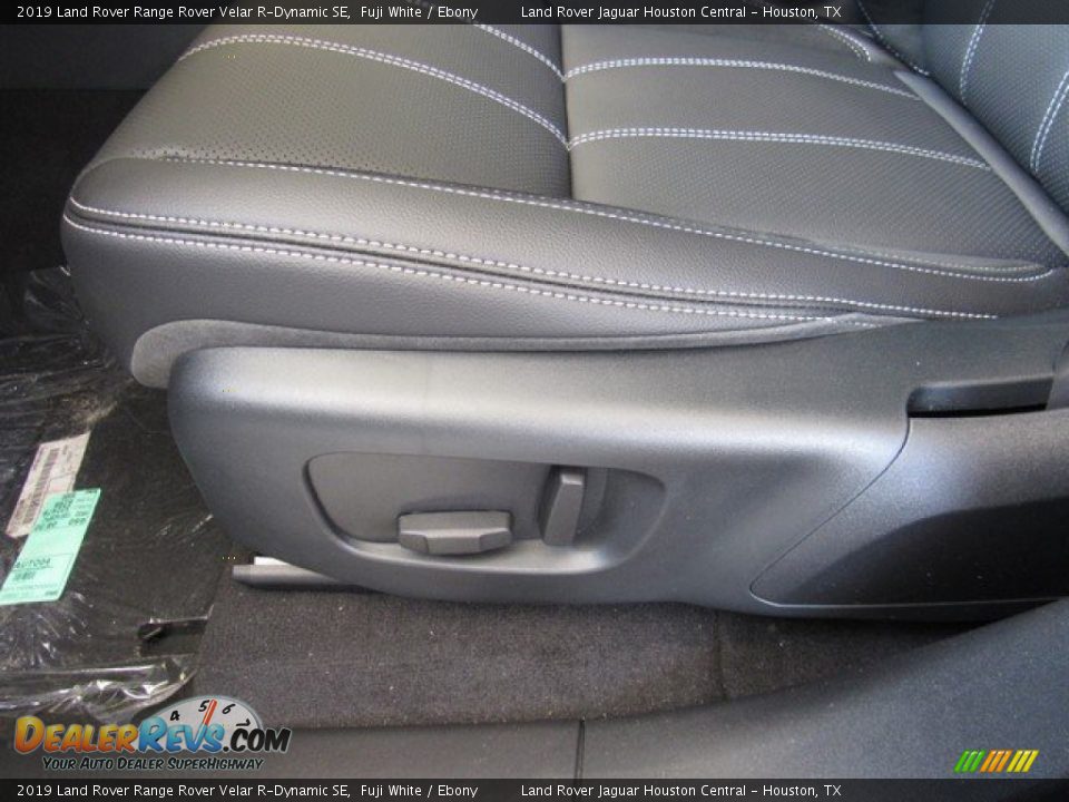 2019 Land Rover Range Rover Velar R-Dynamic SE Fuji White / Ebony Photo #25