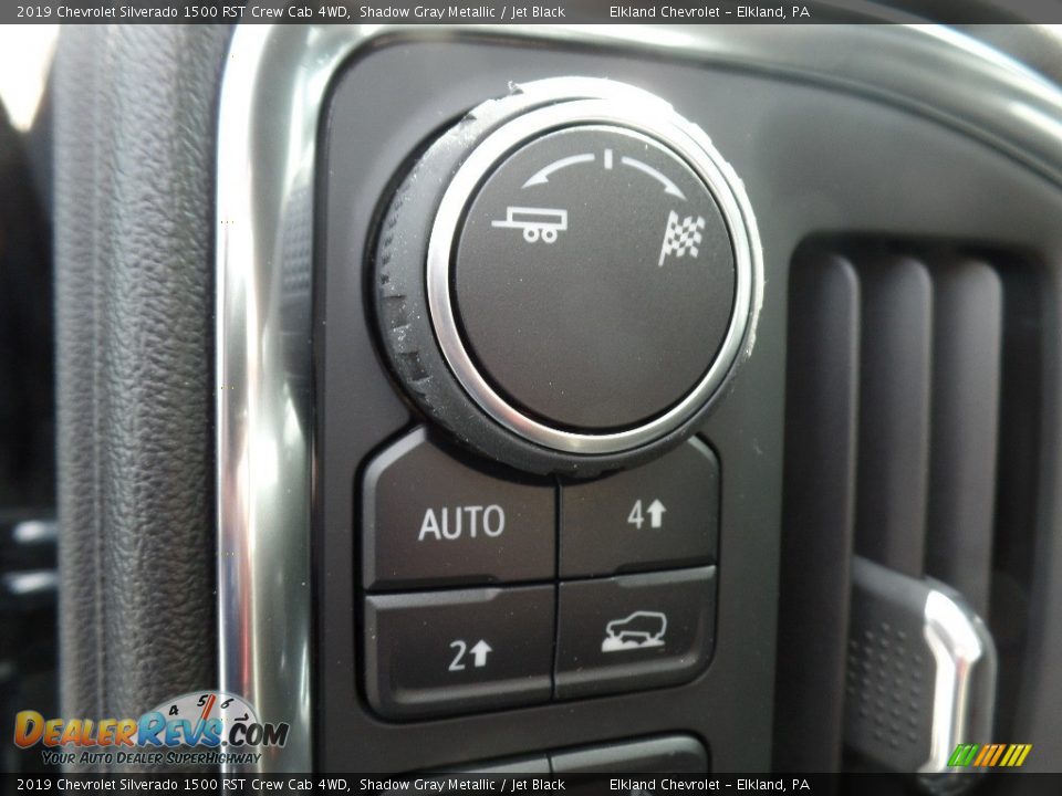 Controls of 2019 Chevrolet Silverado 1500 RST Crew Cab 4WD Photo #23