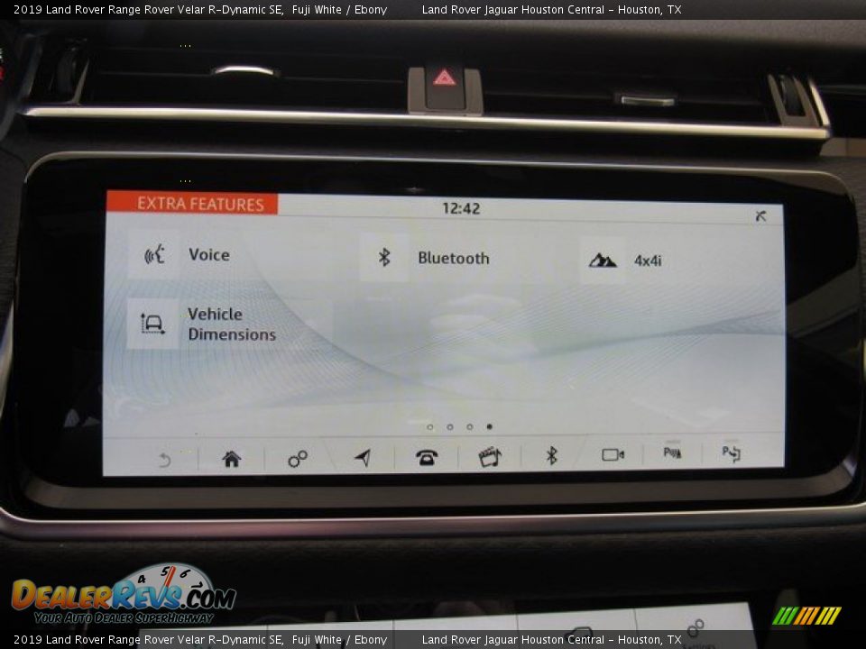 2019 Land Rover Range Rover Velar R-Dynamic SE Fuji White / Ebony Photo #32