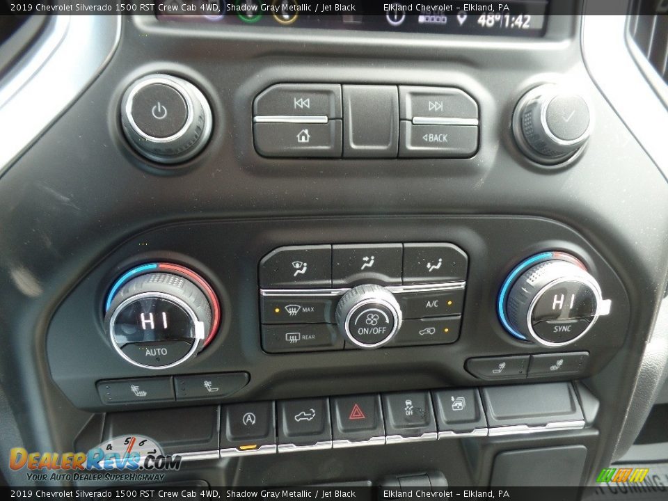 Controls of 2019 Chevrolet Silverado 1500 RST Crew Cab 4WD Photo #34