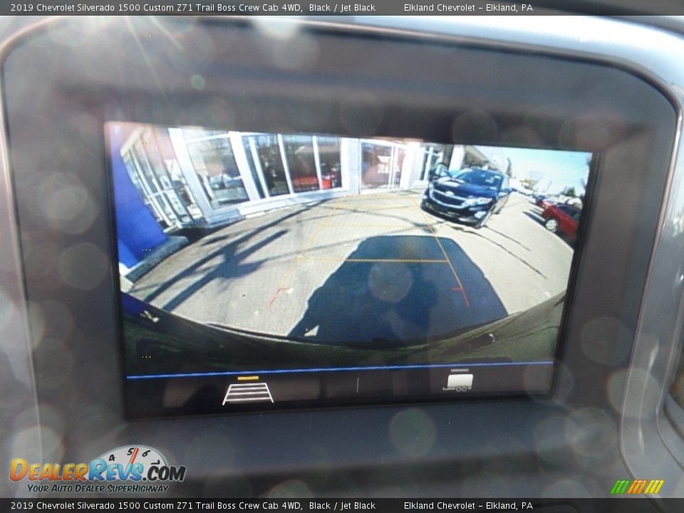 2019 Chevrolet Silverado 1500 Custom Z71 Trail Boss Crew Cab 4WD Black / Jet Black Photo #29