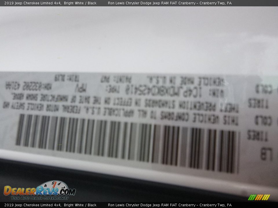 2019 Jeep Cherokee Limited 4x4 Bright White / Black Photo #15