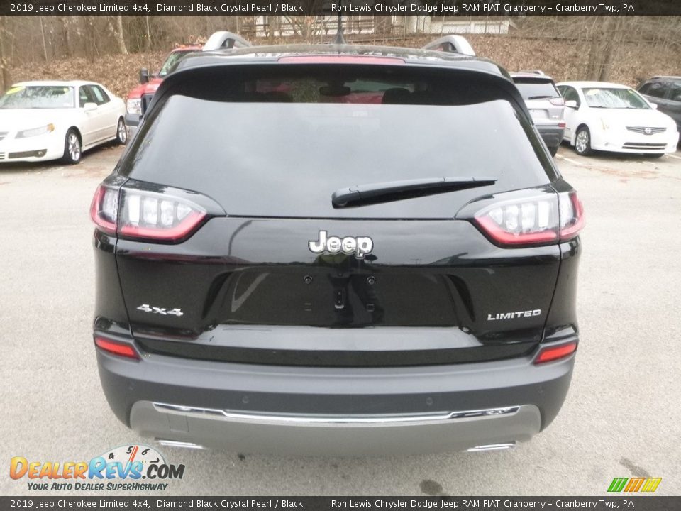 2019 Jeep Cherokee Limited 4x4 Diamond Black Crystal Pearl / Black Photo #4