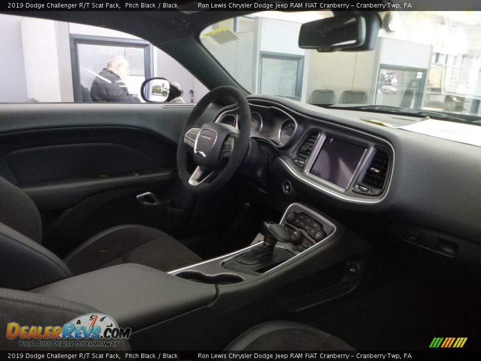 2019 Dodge Challenger R/T Scat Pack Pitch Black / Black Photo #10