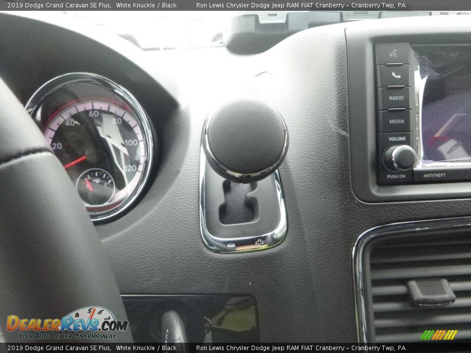 2019 Dodge Grand Caravan SE Plus White Knuckle / Black Photo #20